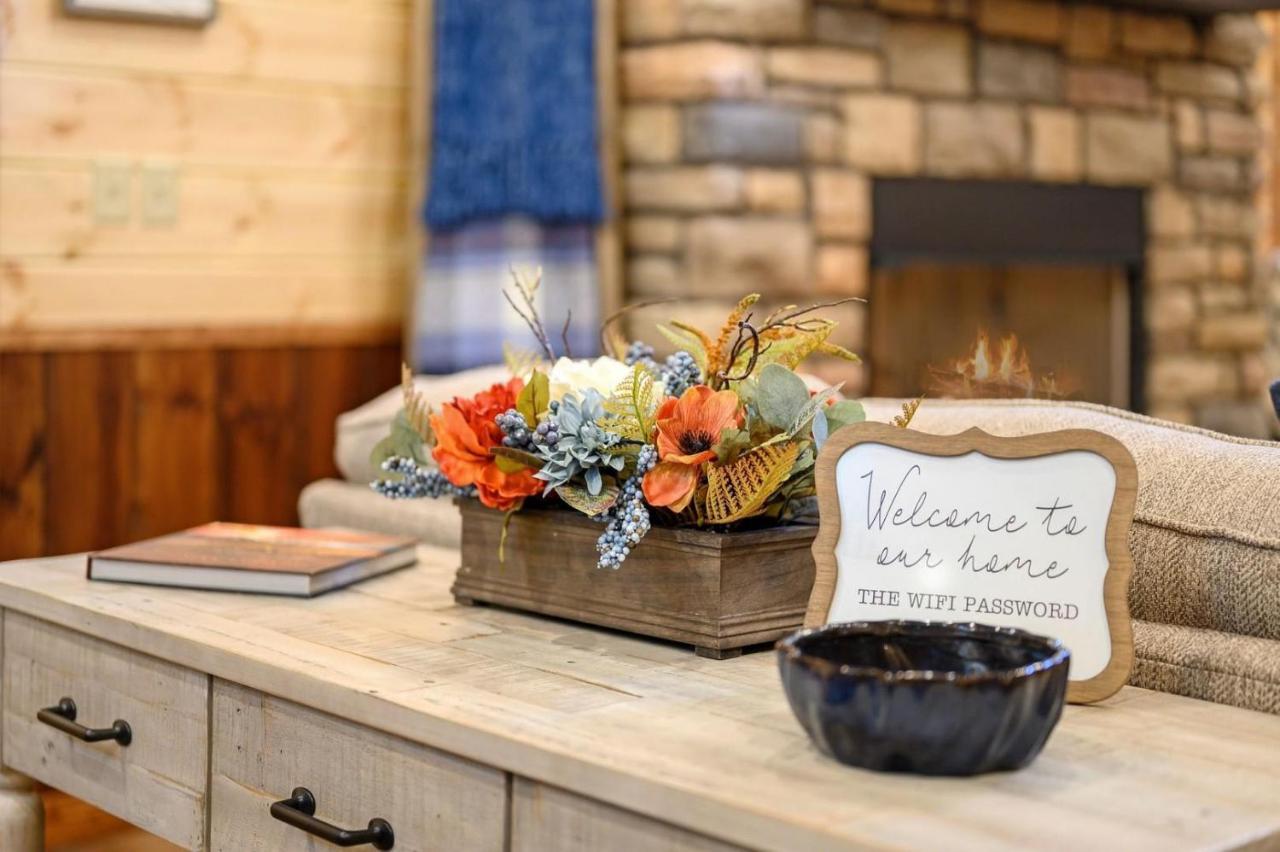 Large Luxury 2Br Cabin W Hot Tub Double Trouble Was Designed For Fun Comfort And Memories Minutes From Buzzling Hochatown And Beautiful Beaver Bend State Park Broken Bow Extérieur photo