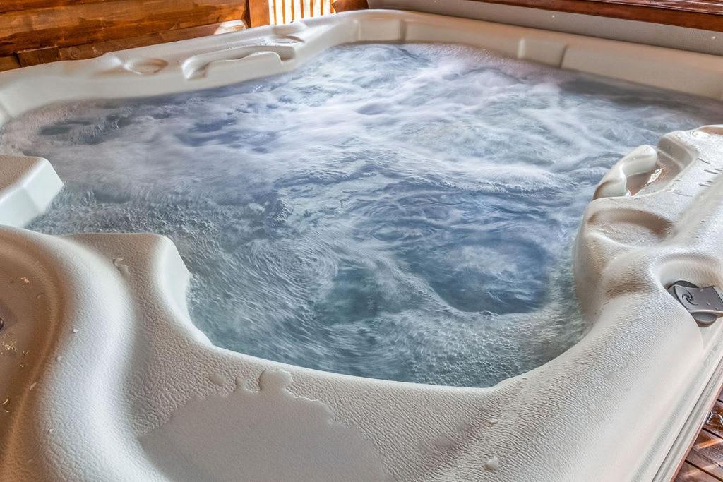 Large Luxury 2Br Cabin W Hot Tub Double Trouble Was Designed For Fun Comfort And Memories Minutes From Buzzling Hochatown And Beautiful Beaver Bend State Park Broken Bow Extérieur photo