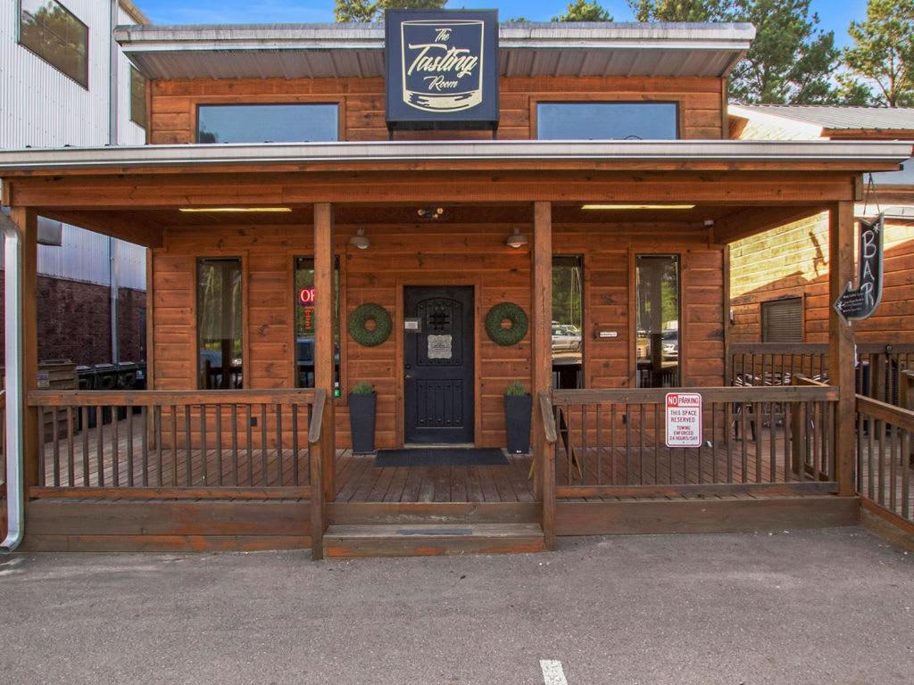 Large Luxury 2Br Cabin W Hot Tub Double Trouble Was Designed For Fun Comfort And Memories Minutes From Buzzling Hochatown And Beautiful Beaver Bend State Park Broken Bow Extérieur photo